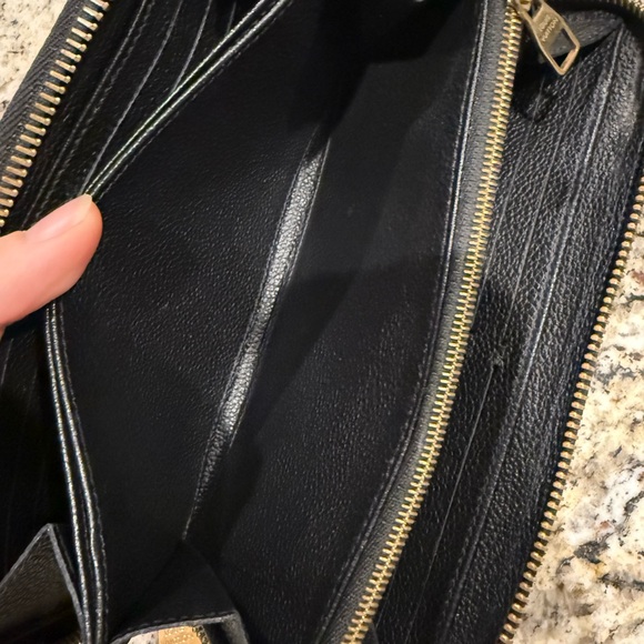 Louis Vuitton Zippy Wallet - Black Monogram Empreinte Leather